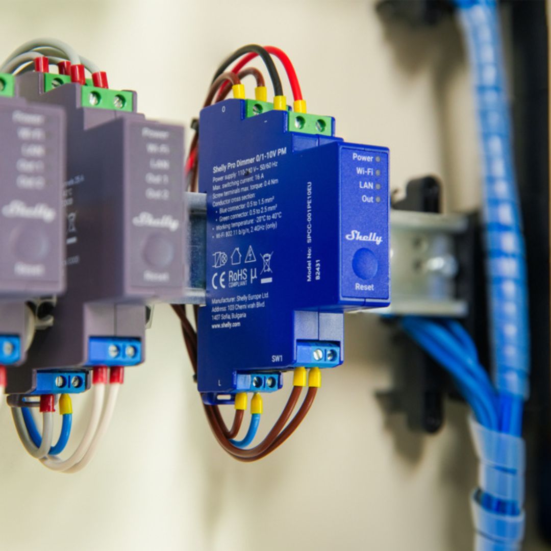 Shelly Pro Dimmer 0/1-10V PM - Módulo WiFi/BT