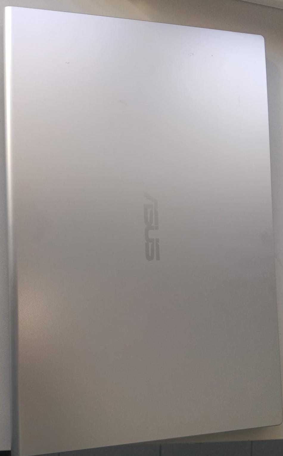 Portátil ASUS M515DA 15.6" (Ryzen 5 / 12GB RAM / 256GB SSD) – Recondicionado Grade A